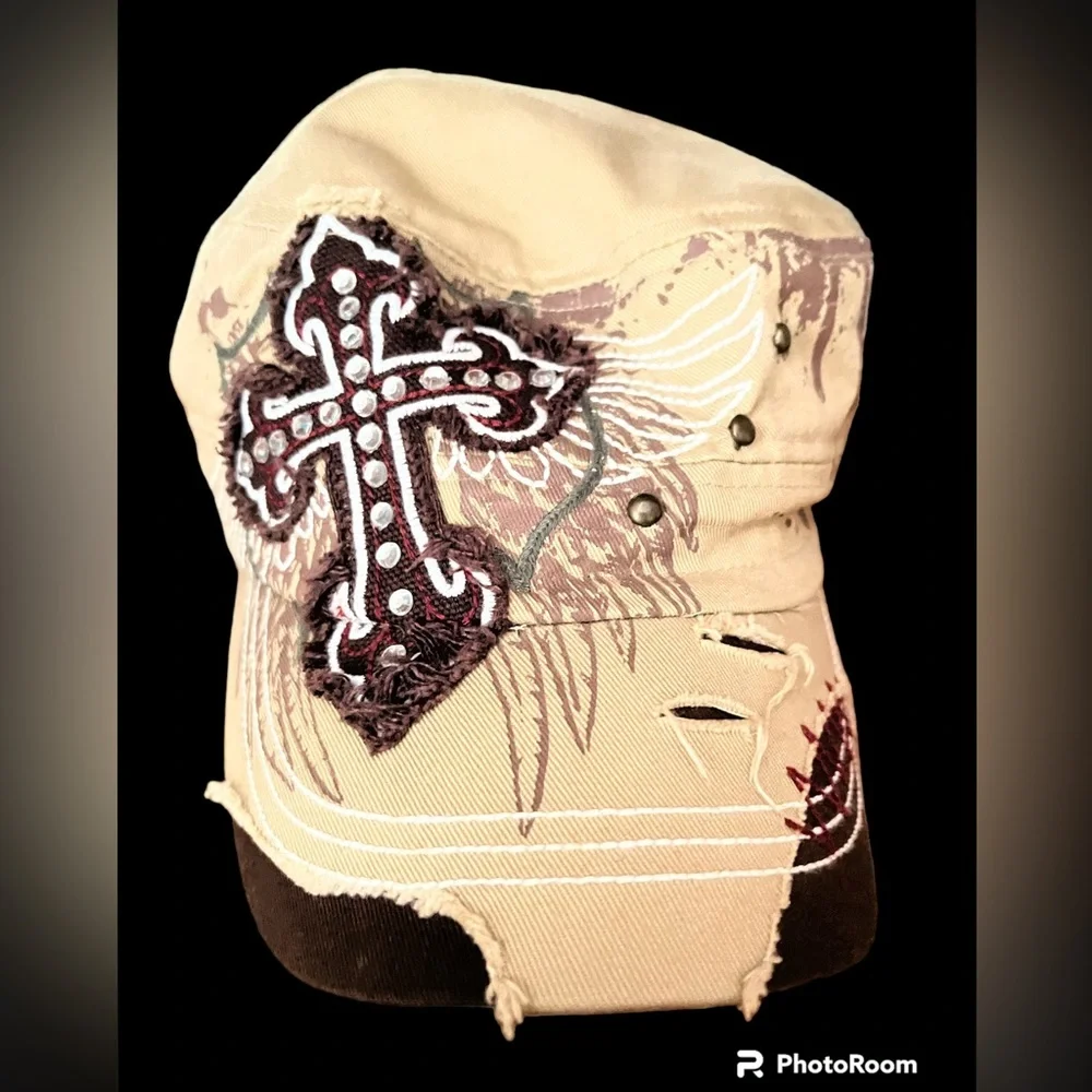 Y2k hat🤎🤍 - Picture 1 of 3